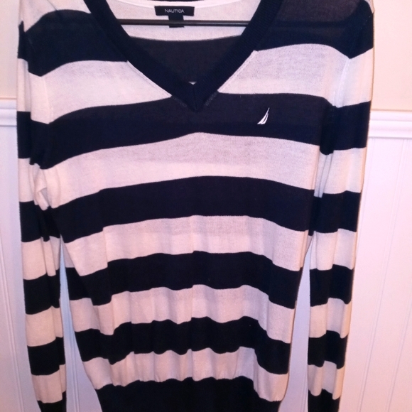Nautica Sweater - Picture 1 of 3